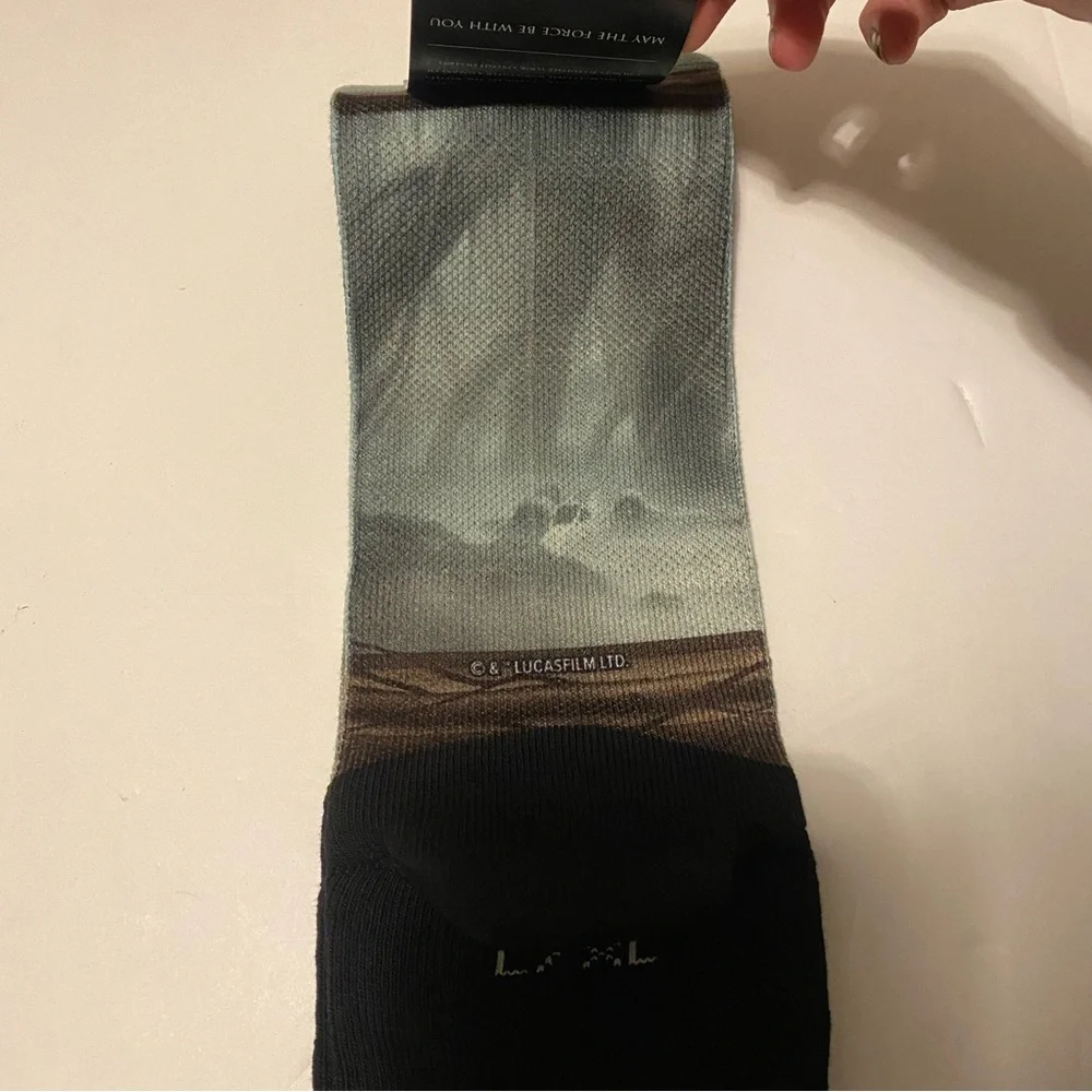 New NWT men’s Yoda Star Wars long socks L/XL black green